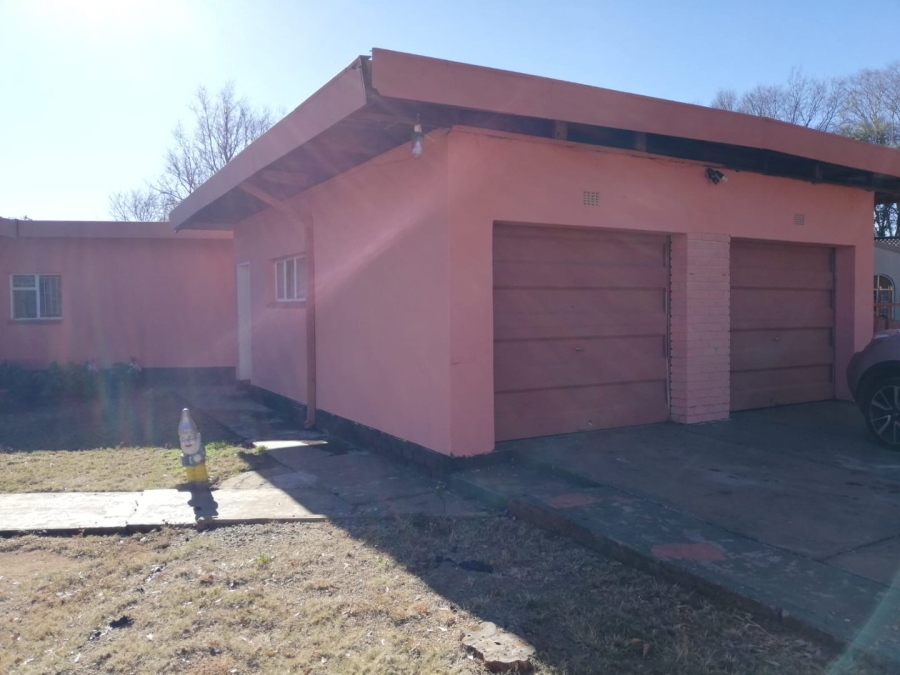  Bedroom Property for Sale in Stilfontein Ext 4 North West